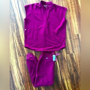 Figs jogger scrub set. Small top and bottom. Excellent condition